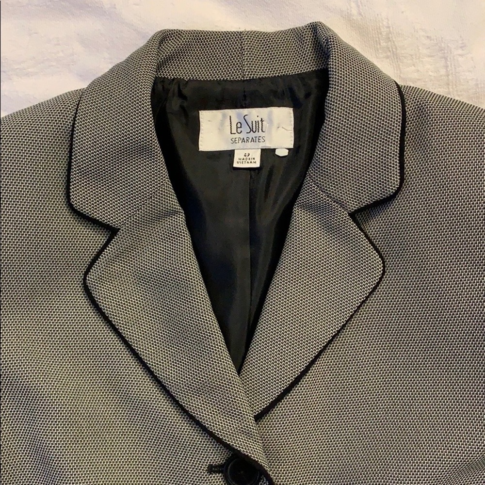 SUIT SET